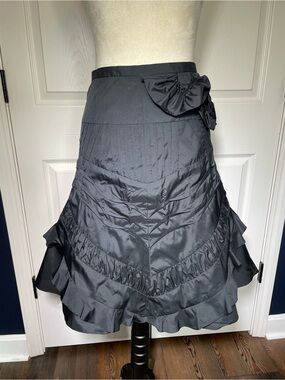 NWT Vintage BCBG Black Satin Ruffle Tiered Skirt Bow Detail Size XS